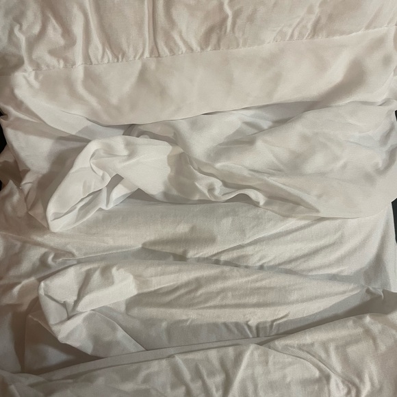 Perlux 100% Waterproof Tencel Mattress Protector, Vinyl Free
Cover de mattress - Picture 5 of 6